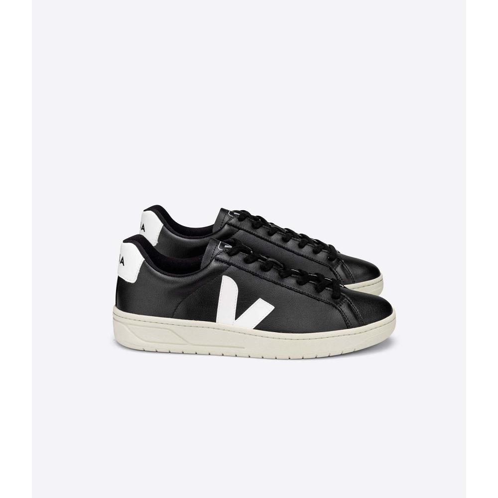 Men\'s Veja URCA CWL Sneakers Black/White | ZA 313SGL